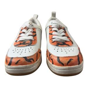 CUSTOM HANDPAINTED Universal Threads White & Orange Animal Print Sz 6.5